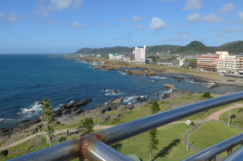 野島埼灯台から西側の風景